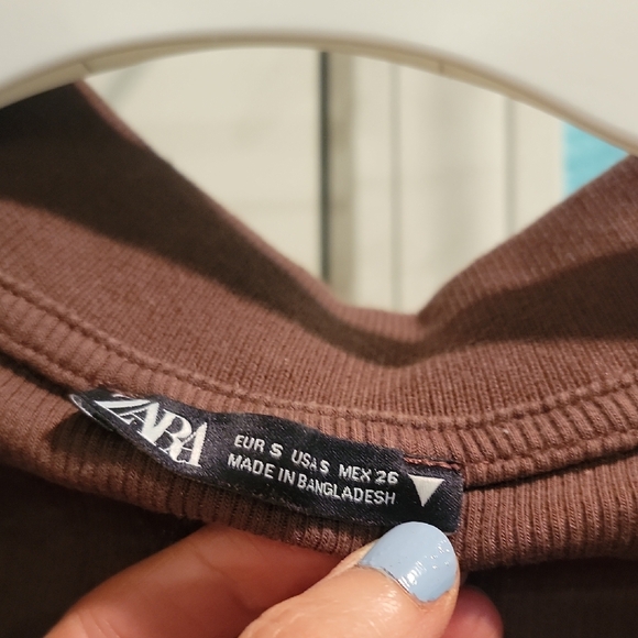 Zara Chocolate Brown Long Sleeve Crop Top - Picture 2 of 4